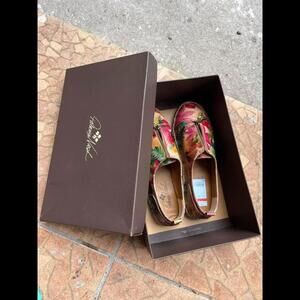 Patricia Nash Size 8 NEW in Box Eva Leather Flat Zippered Multi Floral Flat